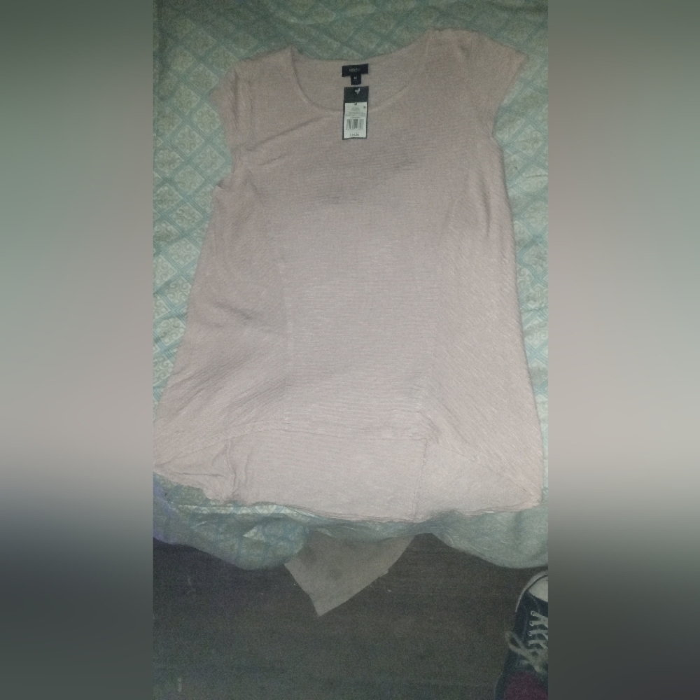 Ladies peach colored top made in china
